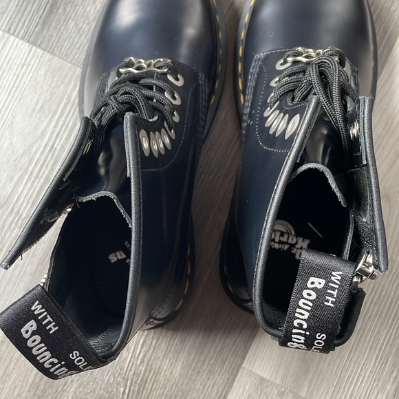 Dr Martens 1460 Boots - Picture 9 of 10